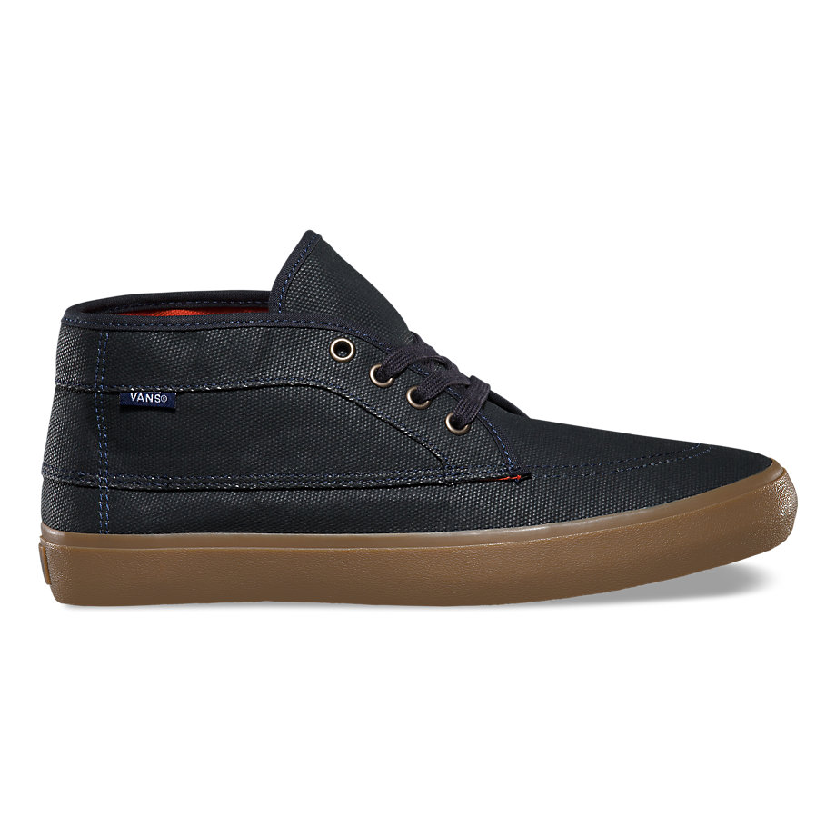 black mid top surf shoes